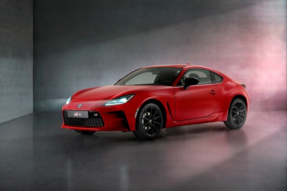 Nowa Toyota GR86