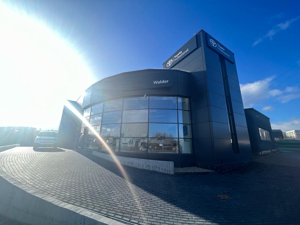 Toyota otworzyła szósty salon sieci dealerskiej Toyota Professional 