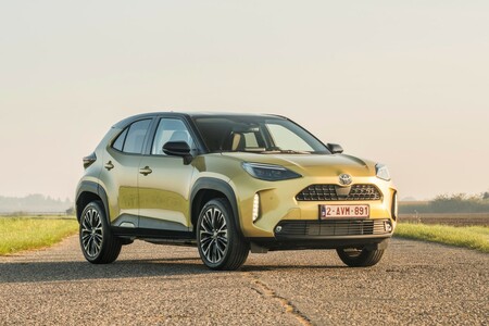 Aygo X najpopularniejszym małym autem wśród osób prywatnych. Wyraźna zmiana preferencji klientów indywidualnych w kierunku SUV-ów. Wyniki z maja 2022