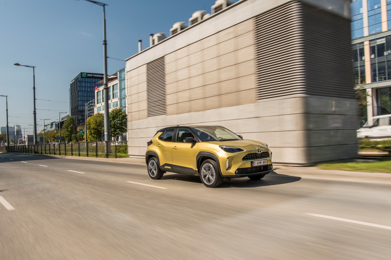 Yaris Cross pnie się na szczyt segmentu. Polacy najchętniej wybierają miejskiego SUV-a Toyoty