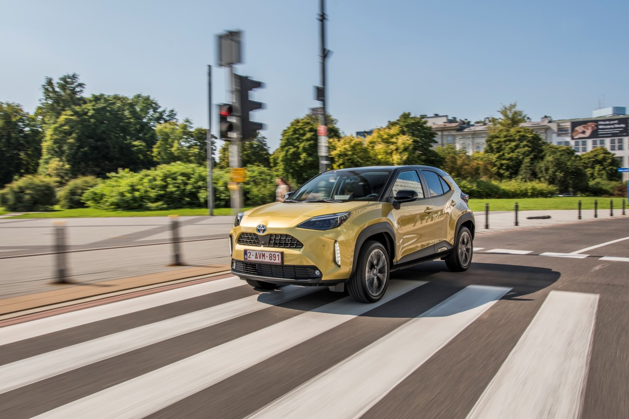 Yaris Cross pnie się na szczyt segmentu. Polacy najchętniej wybierają miejskiego SUV-a Toyoty