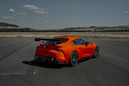 Toyota GR Supra GT4 Evo. Nowy wyścigowy model na sezon 2023