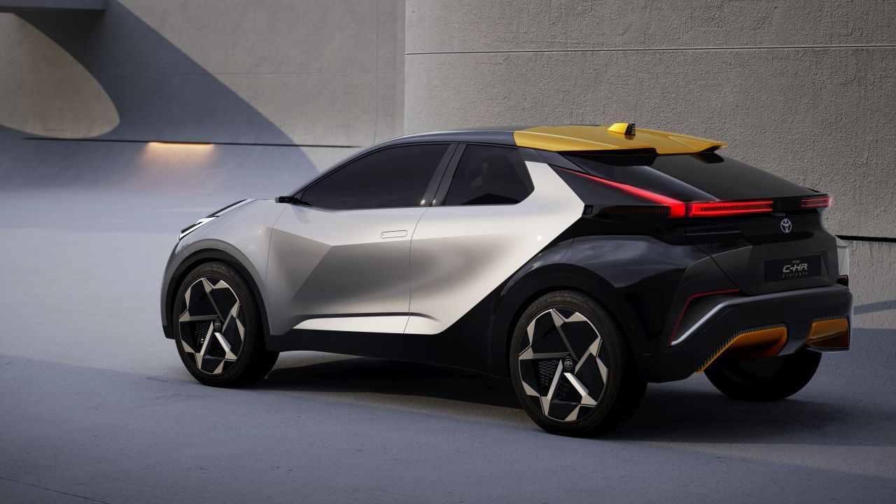 Toyota C-HR Prologue. Bezkompromisowa stylistyka i dwie technologie napędu