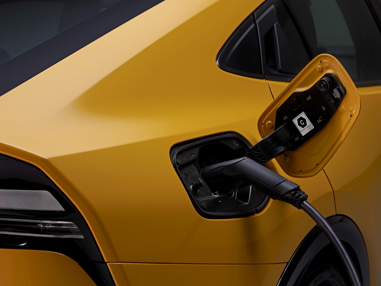 Nowa Toyota Prius z napędem plug-in hybrid. Trzy wersje wyposażenia i ceny od 199 900 zł