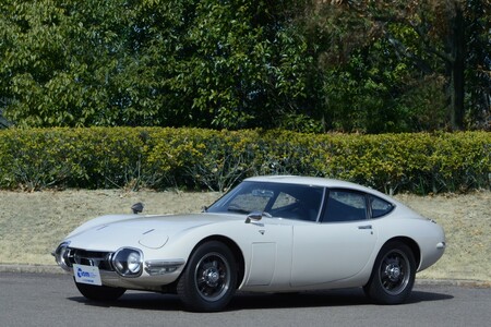 Toyota 2000GT z nagrodą Motor Klassik Award 2023