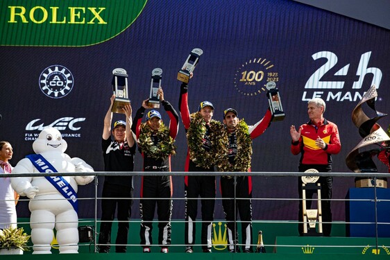 TOYOTA GAZOO Racing druga w pełnym dramatyzmu wyścigu Le Mans 24h