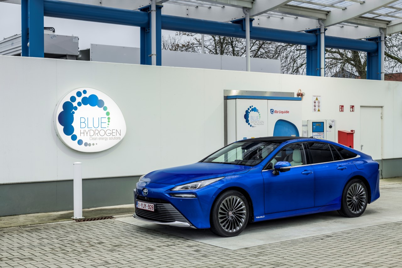 Nowa generacja wodorowych ogniw paliwowych Toyoty w 2026 roku. Zasięg większy o 20%