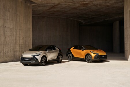 Start rezerwacji online nowej Toyoty C-HR. Konkurencyjna cena od 139 900 zł i dwie limitowane, topowe wersje na początek