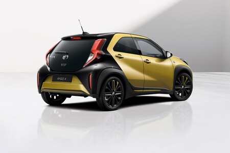 Toyota Aygo X w specjalnej ofercie aut dostępnych od ręki. Miesięczna rata w Leasingu Konsumenckim KINTO ONE 865 zł