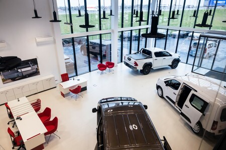 Toyota stawia na silny rozwój sieci dealerskiej aut użytkowych. 9 salonów Toyota Professional