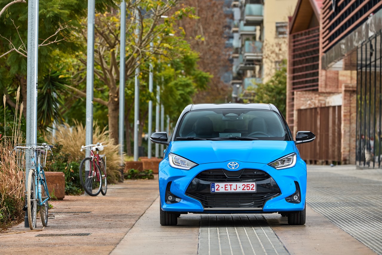 Hybrydy Toyoty zdominowały test rzeczywistego zużycia paliwa. Sześć modeli w Top10 rankingu, a Yaris Cross najoszczędniejszym autem
