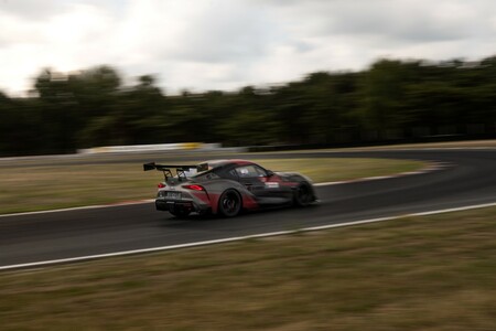 Inauguracja trzeciego sezonu TOYOTA GR CUP na słynnym Torze Poznań