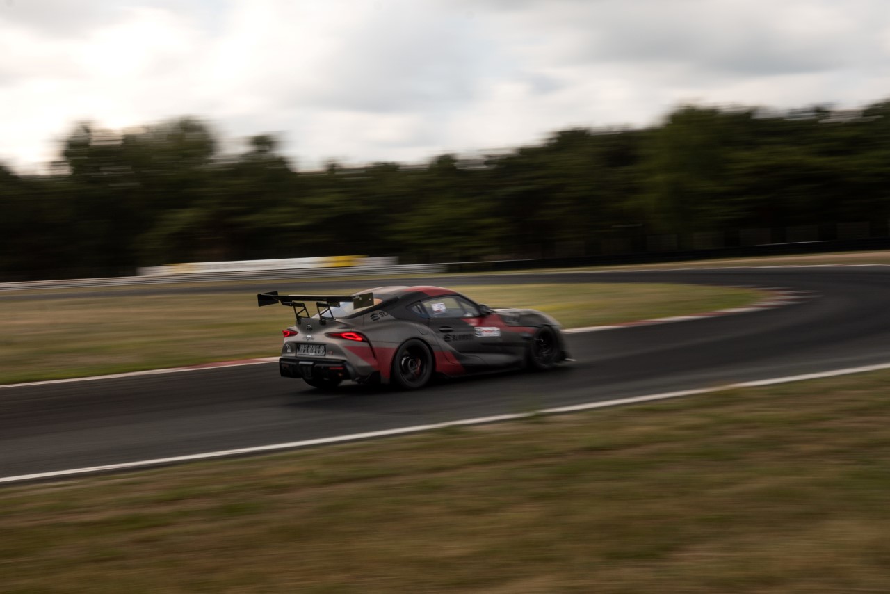 Inauguracja trzeciego sezonu TOYOTA GR CUP na słynnym Torze Poznań