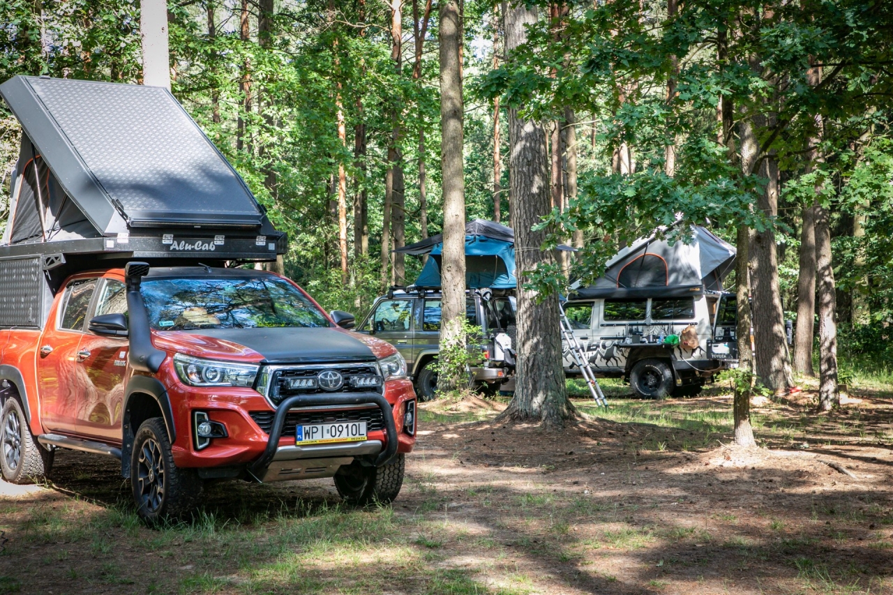 Ponad 110 terenówek na Toyota Off-Road Festival. Zakończyła się 9. edycja corocznego zlotu fanów Land Cruisera