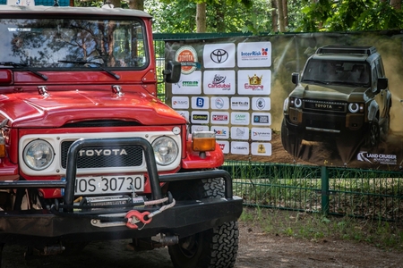 Ponad 110 terenówek na Toyota Off-Road Festival. Zakończyła się 9. edycja corocznego zlotu fanów Land Cruisera