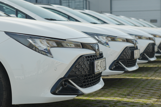 Toyota dla firmy w KINTO One bez wpłaty własnej. Specjalne warunki dla Corolli i Yarisa