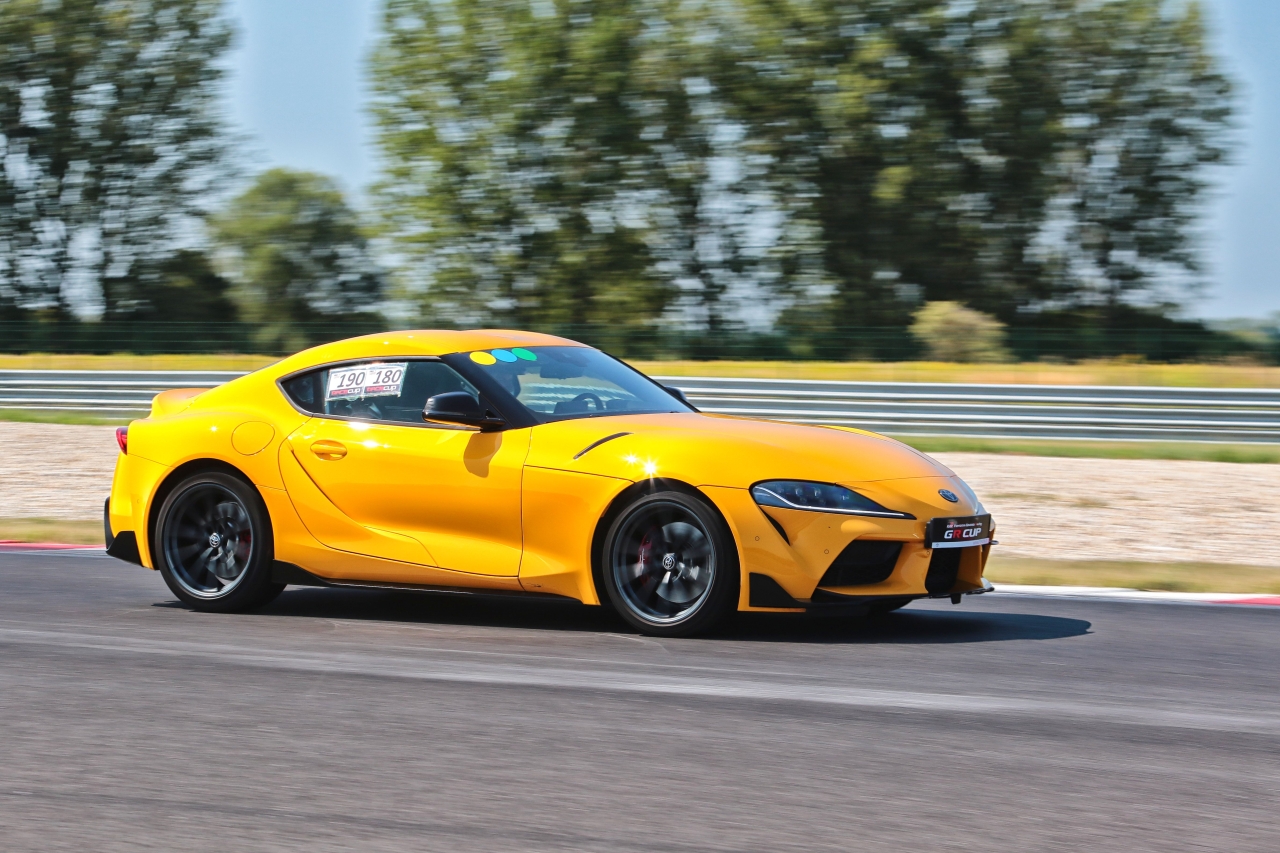 Walka o tytuły w TOYOTA GR CUP