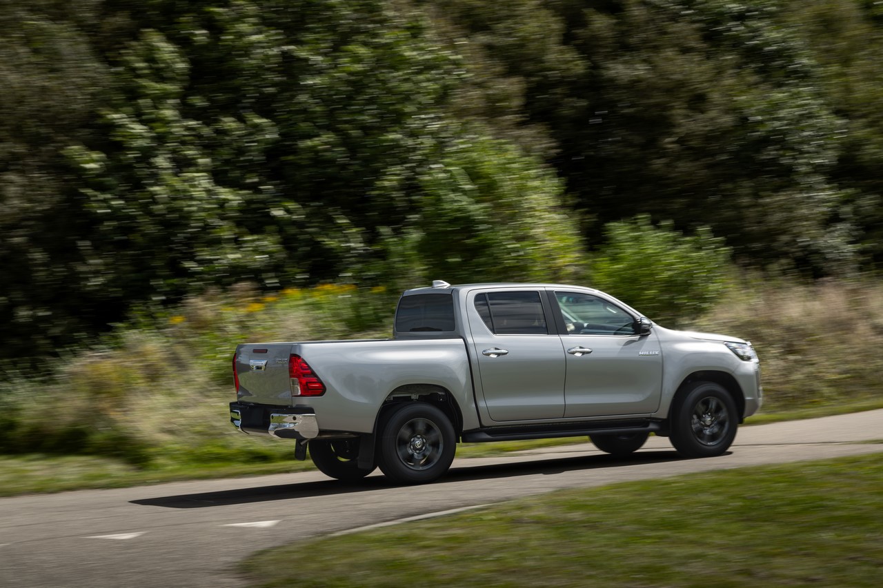 Press kit - Toyota Hilux Mild-hybrid 48V  2024