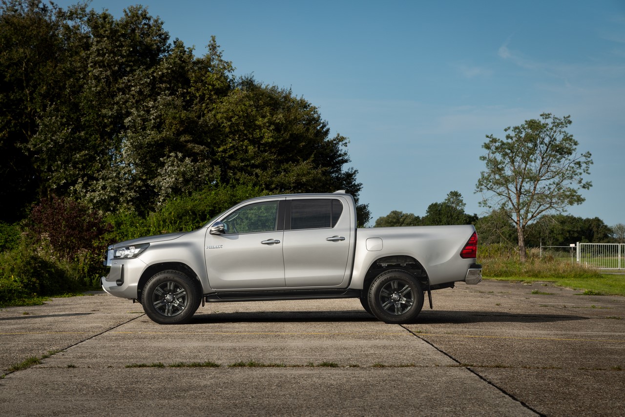 Press kit - Toyota Hilux Mild-hybrid 48V  2024