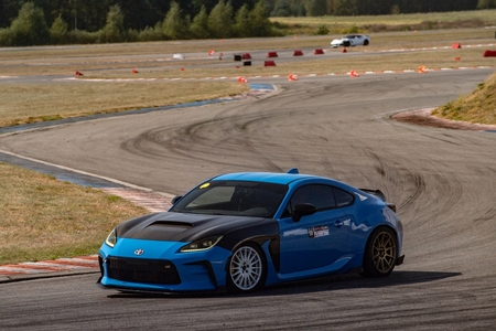 Zacięta rywalizacja w TOYOTA GR CUP