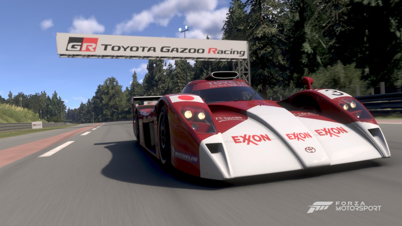 Zacięta rywalizacja w TOYOTA GR CUP