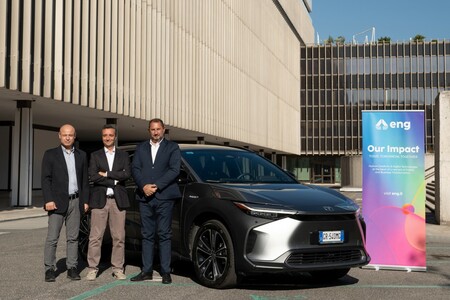 Toyota bZ4X elektryfikuje flotę grupy Engineering