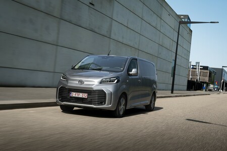 Dni Otwarte Samochodów Dostawczych w salonach Toyoty w całym kraju