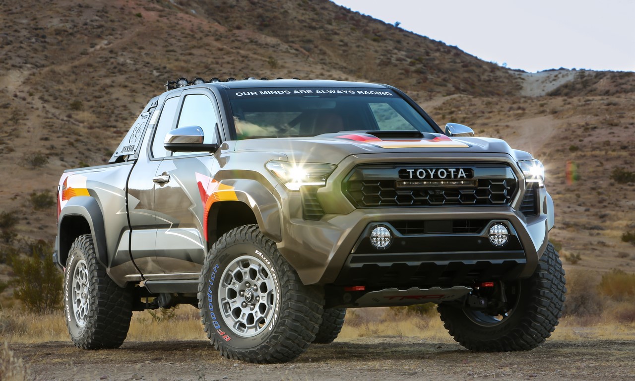 Wyjątkowe prototypy Toyoty na targach SEMA 2024. Land Cruiser z otwartym nadwoziem, off-roadowy RAV4, rajdowe GR86