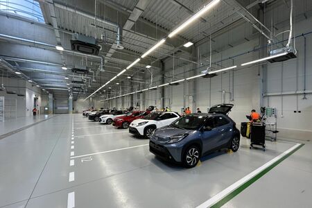 Toyota Motor Europe otwiera w Czechach swój pierwszy mega hub logistyczny