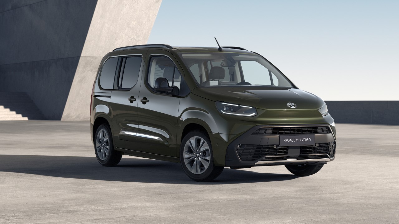 Toyota Professional umacnia swoją rynkową pozycję. PROACE i PROACE CITY wśród najpopularniejszych modeli