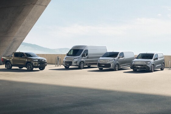 Wyprzedaż samochodów Toyota Professional z rocznika 2024. Wysokie rabaty i krótki czas oczekiwania