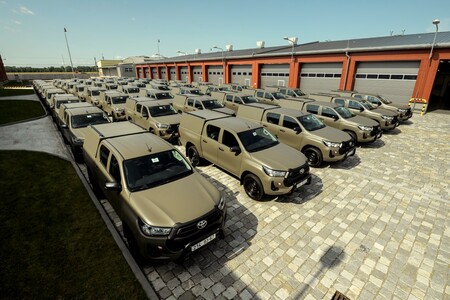 Toyota dostarczy 515 elektrycznych bZ4X czeskim agencjom rządowym