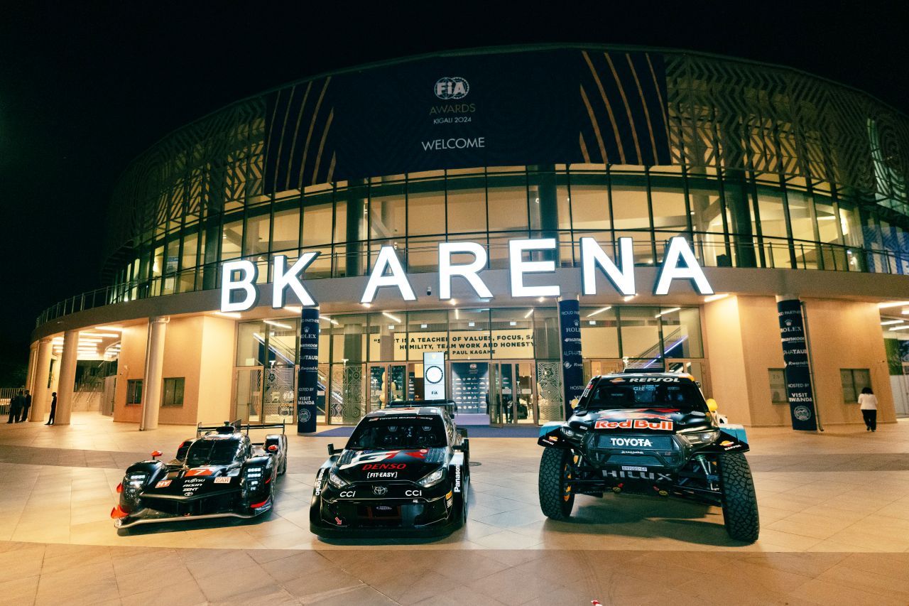 Trzy mistrzowskie korony dla Toyoty