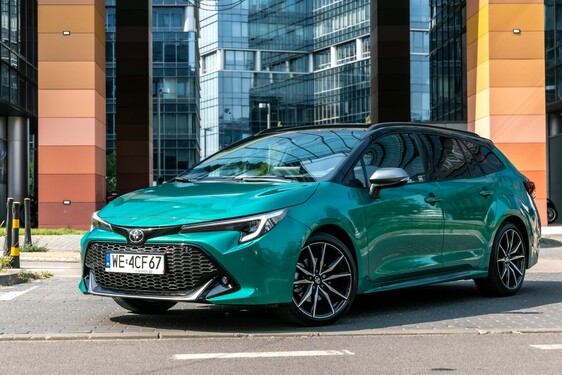 Historyczny rok Toyoty na polskim rynku. Rekordowa liczba zarejestrowanych aut, Corolla najpopularniejszym modelem
