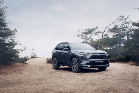 Toyota RAV4 najlepiej sprzedającym się SUV-em. Osiem lat dominacji w USA