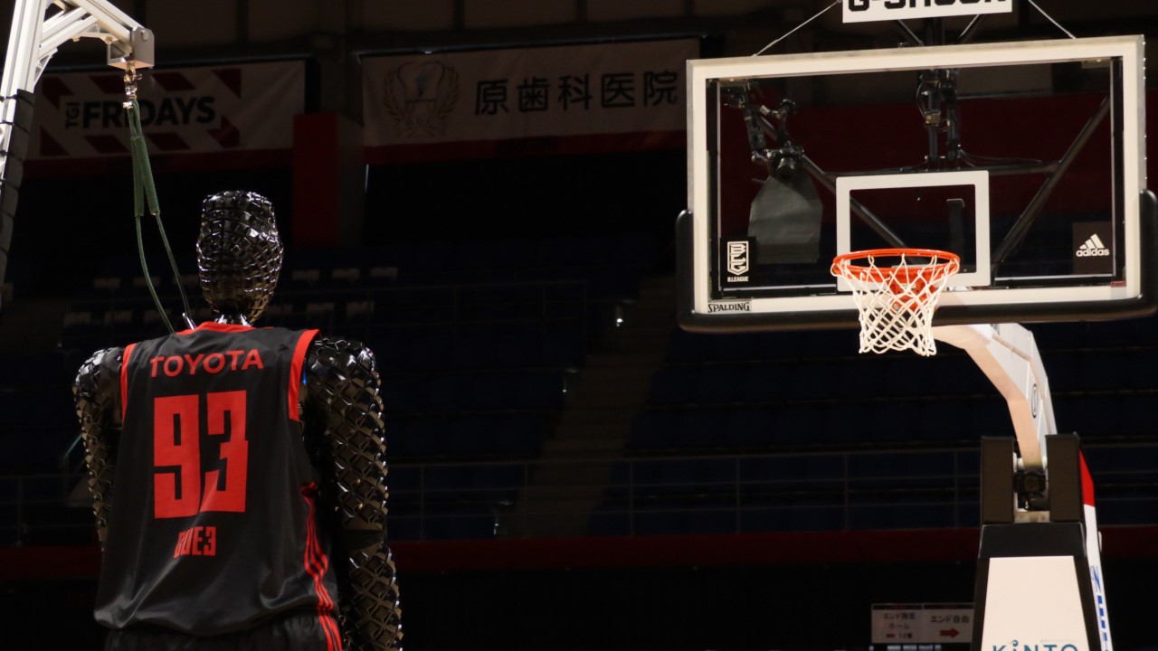 Robot-koszykarz Toyoty ustanowił już drugi rekord Guinnessa