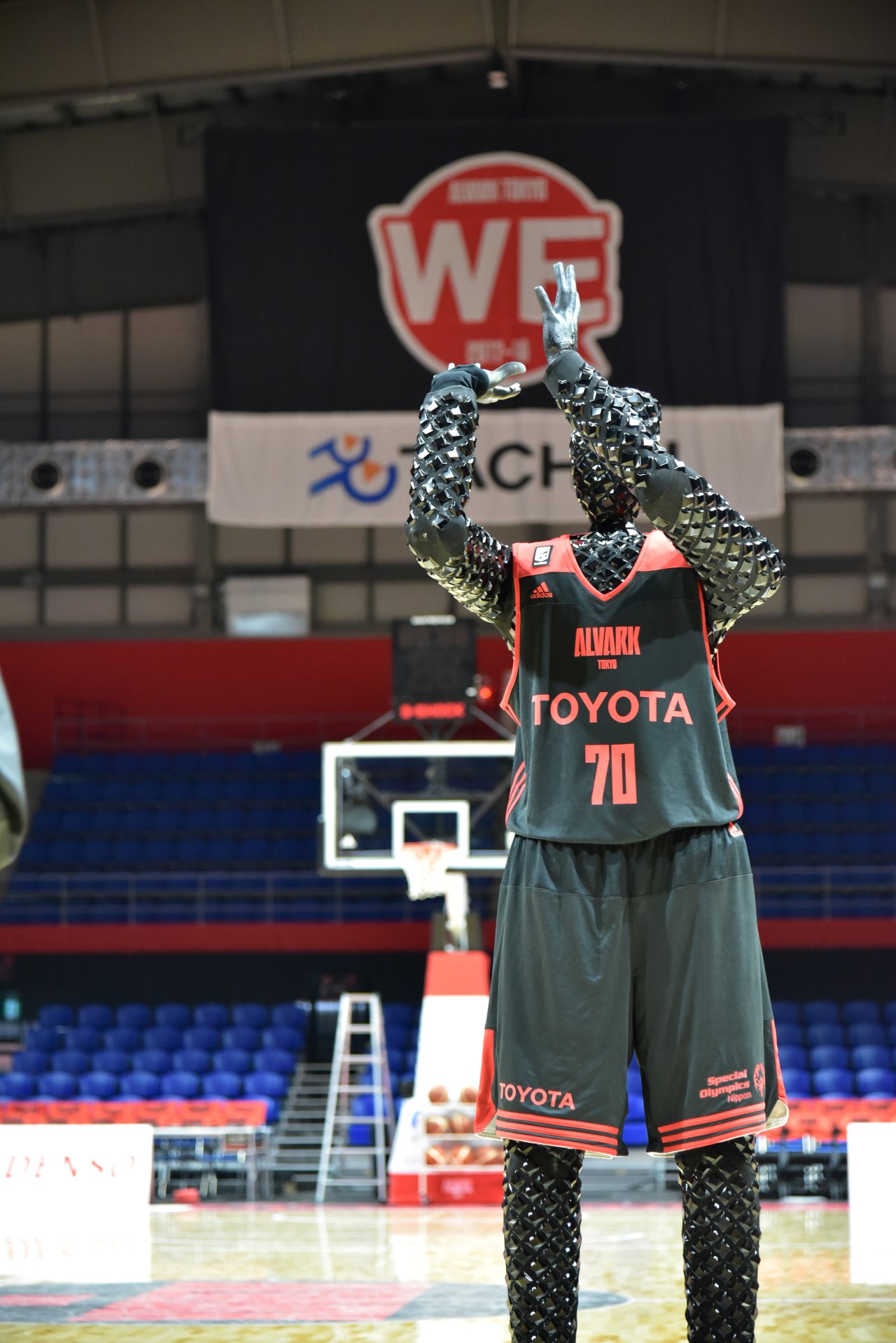 Robot-koszykarz Toyoty ustanowił już drugi rekord Guinnessa