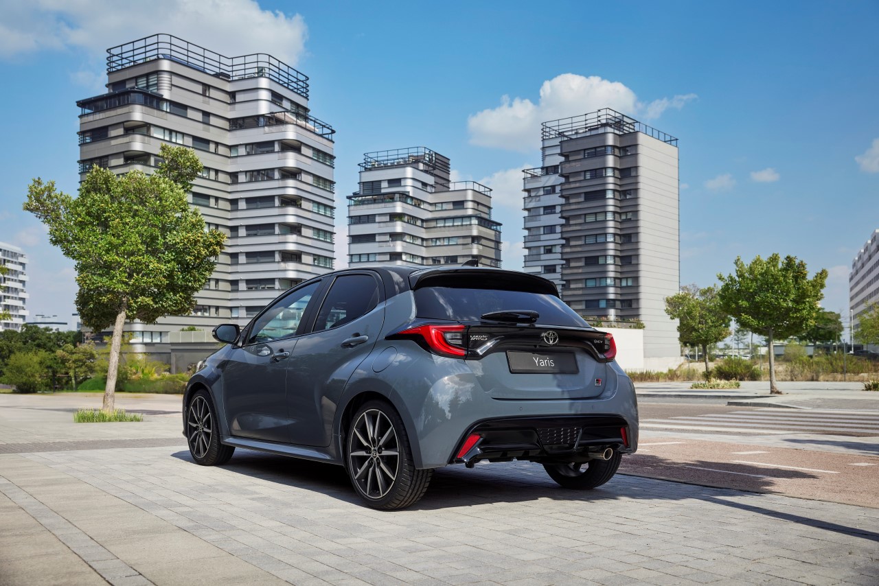 Toyota Yaris zyskała nowe lakiery i nową odsłonę wersji GR SPORT