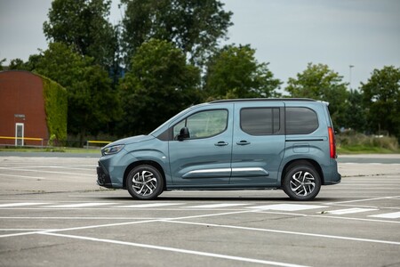 Toyota poszerza ofertę elastycznych form finansowania samochodów elektrycznych o promocyjny EKO Kredyt 0% i EKO Leasing 100%