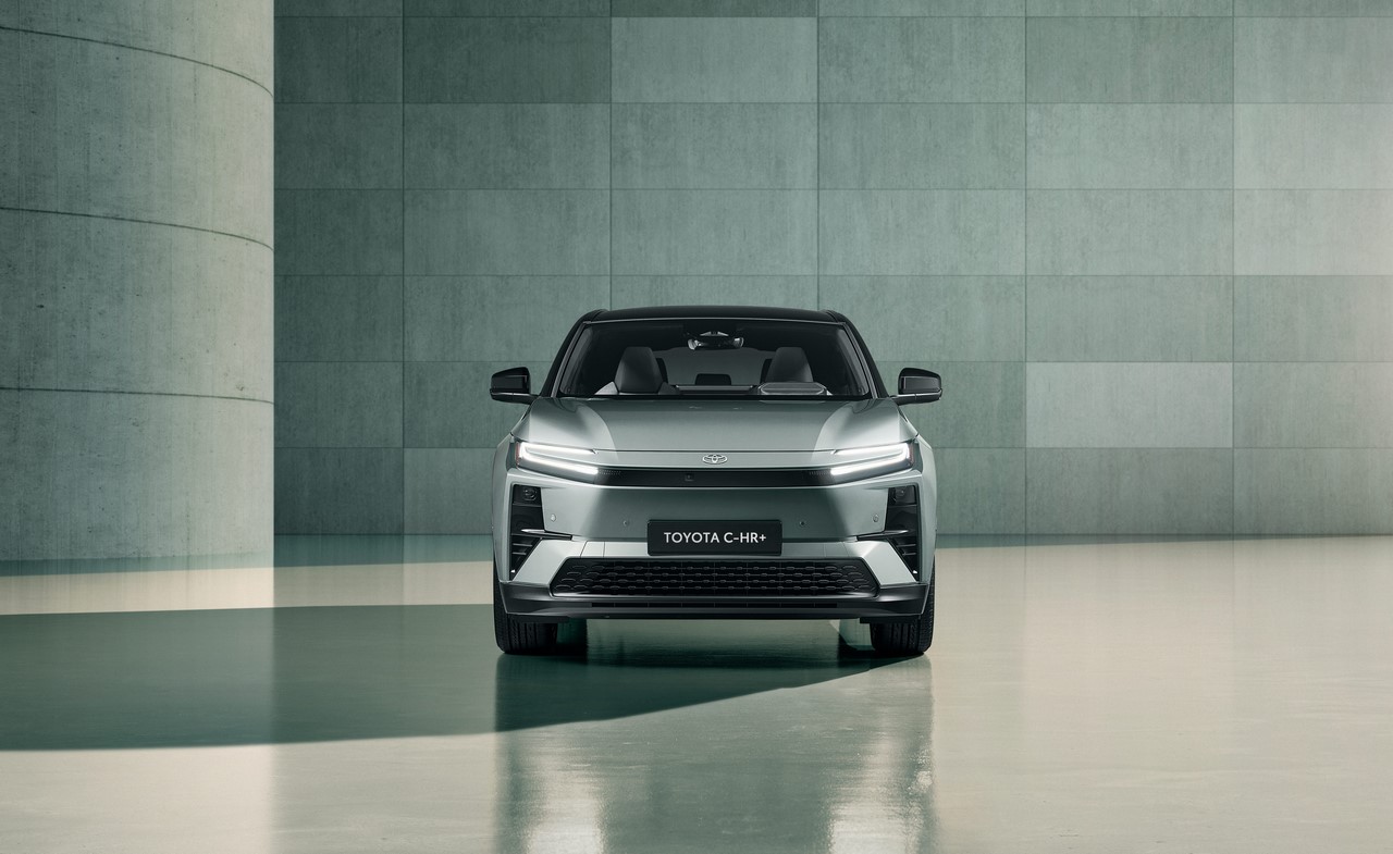 Światowa premiera elektrycznej Toyoty C-HR+