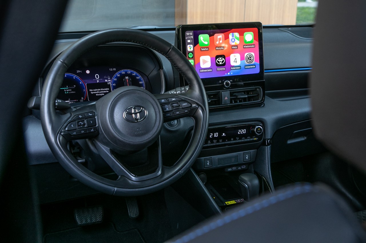 Toyota Yaris z 2025 roku produkcji w ofercie specjalnej. Wersja Comfort w KINTO One od 690 zł netto