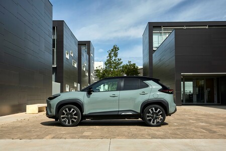 Wysokie rabaty dla Toyoty Yaris Cross z 2025 roku produkcji 