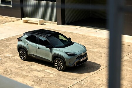 Wysokie rabaty dla Toyoty Yaris Cross z 2025 roku produkcji 