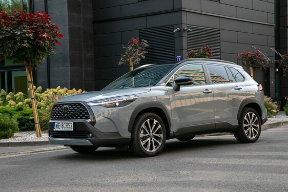 Toyota Corolla Cross wyróżniona przez Consumer Reports. To najbardziej ekonomiczny SUV