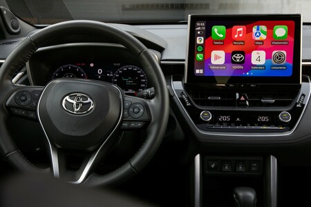 Toyota Corolla Cross wyróżniona przez Consumer Reports. To najbardziej ekonomiczny SUV