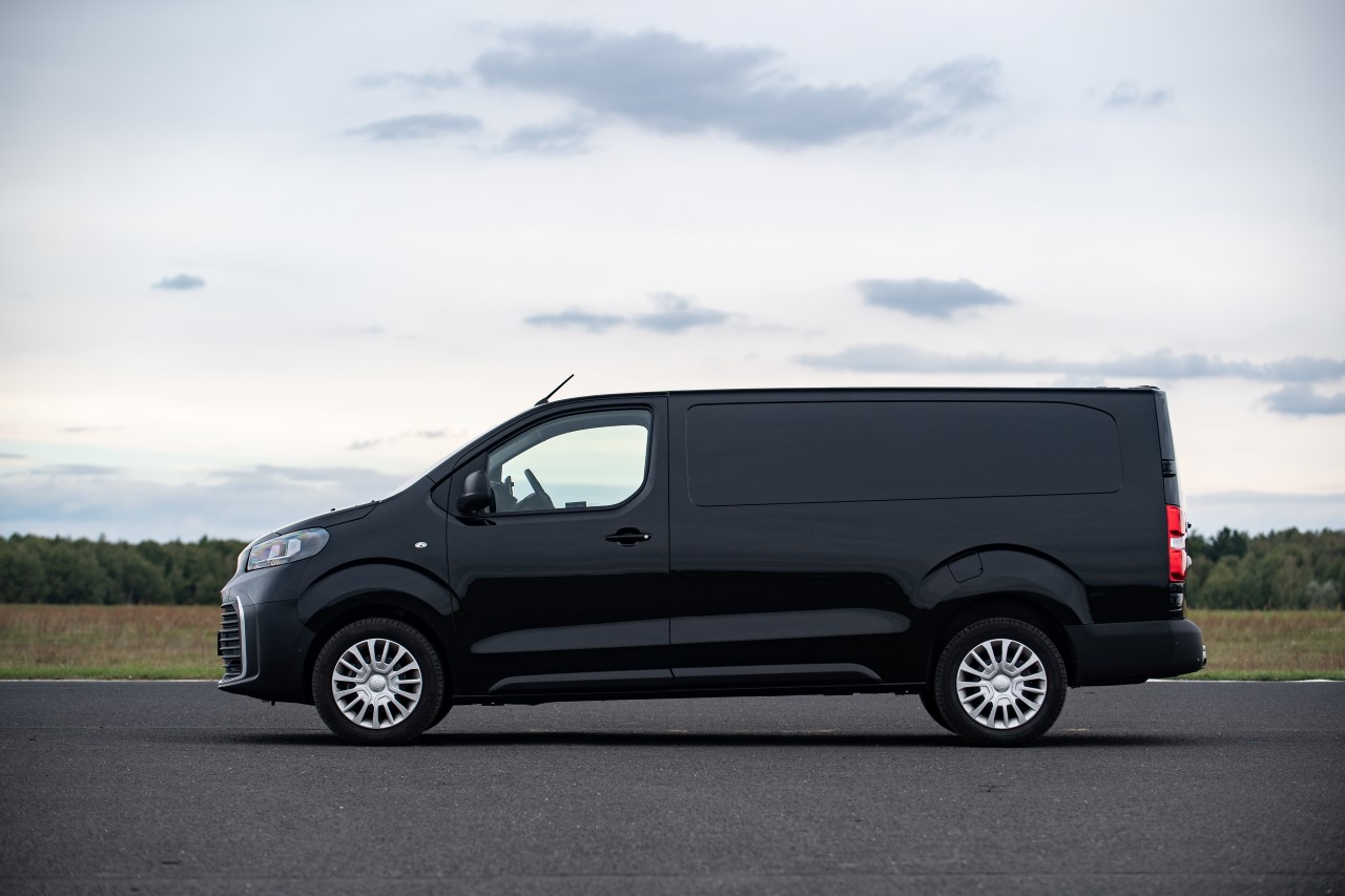 Toyota Professional liderem rynku LCV w Polsce. Dwa modele w Top10 i dominacja w kategorii elektrycznych vanów