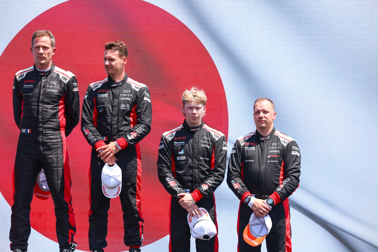 TOYOTA GAZOO Racing i Sébastien Ogier odnoszą spektakularny triumf na Sardynii