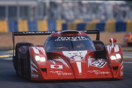 Wyjątkowe barwy Toyoty GR010 HYBRID na 40-lecie startów marki w Le Mans 24h