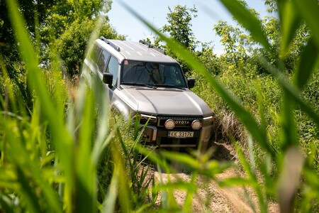 150 terenówek na jubileuszowym Toyota Off-Road Festival. Dziesiąta edycja wróciła do korzeni