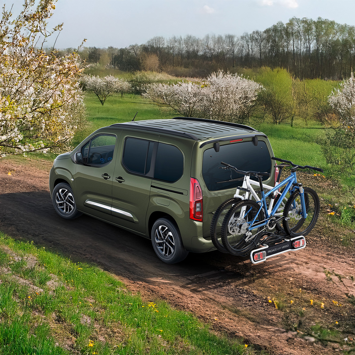 Efektowny wygląd, lepsza ochrona i większe możliwości transportowe. Pełna oferta oryginalnych akcesoriów Toyoty dopasowanych do każdego modelu
